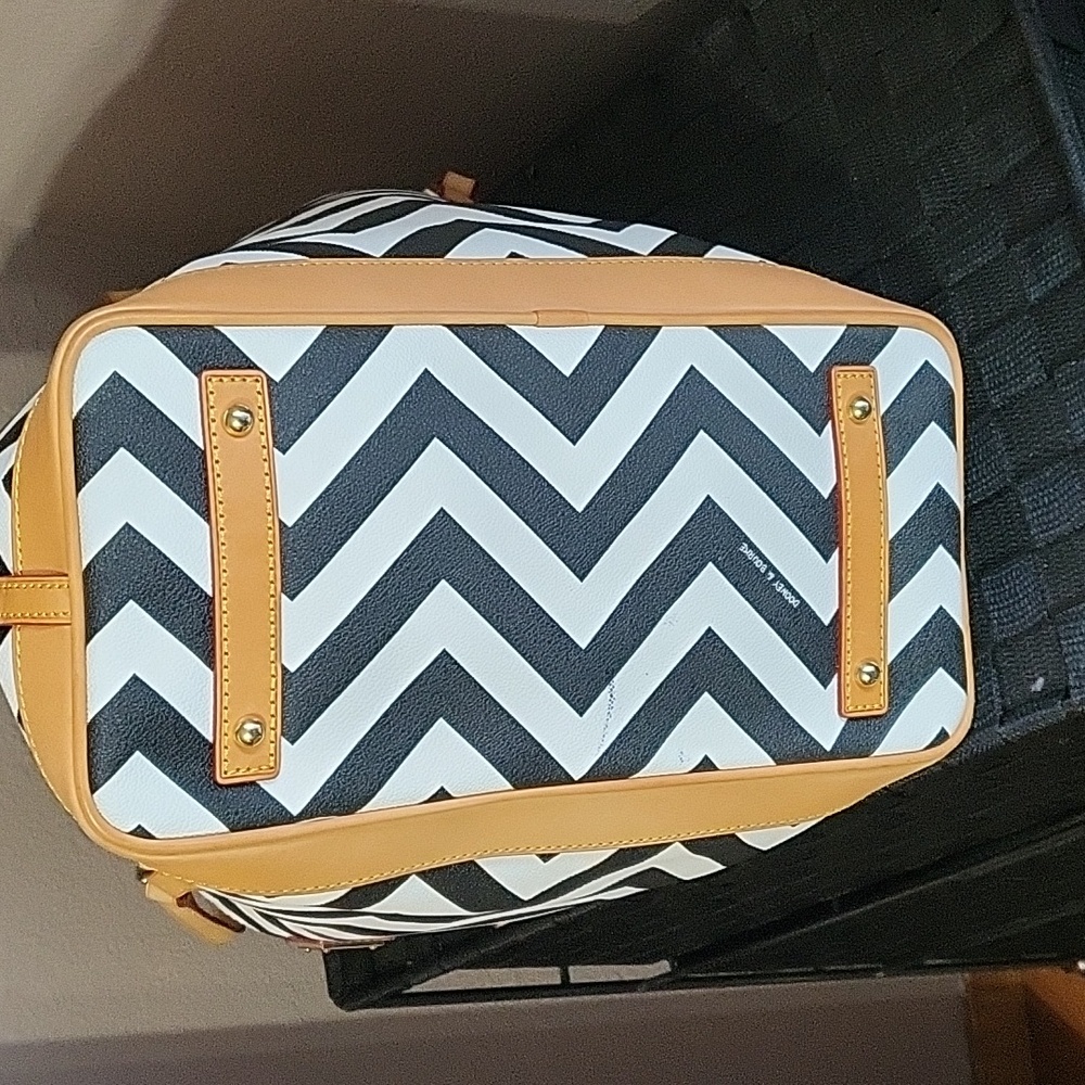 Dooney & Bourke Shoulder Tote - Picture 8 of 13